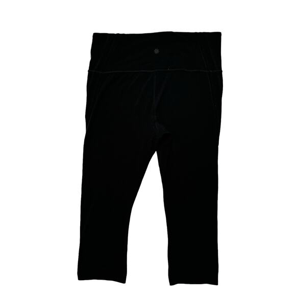 ATHLETA Horizon Scallop Capri in Black Size Large Womens Crop Soft #566748 - Picture 2 of 8